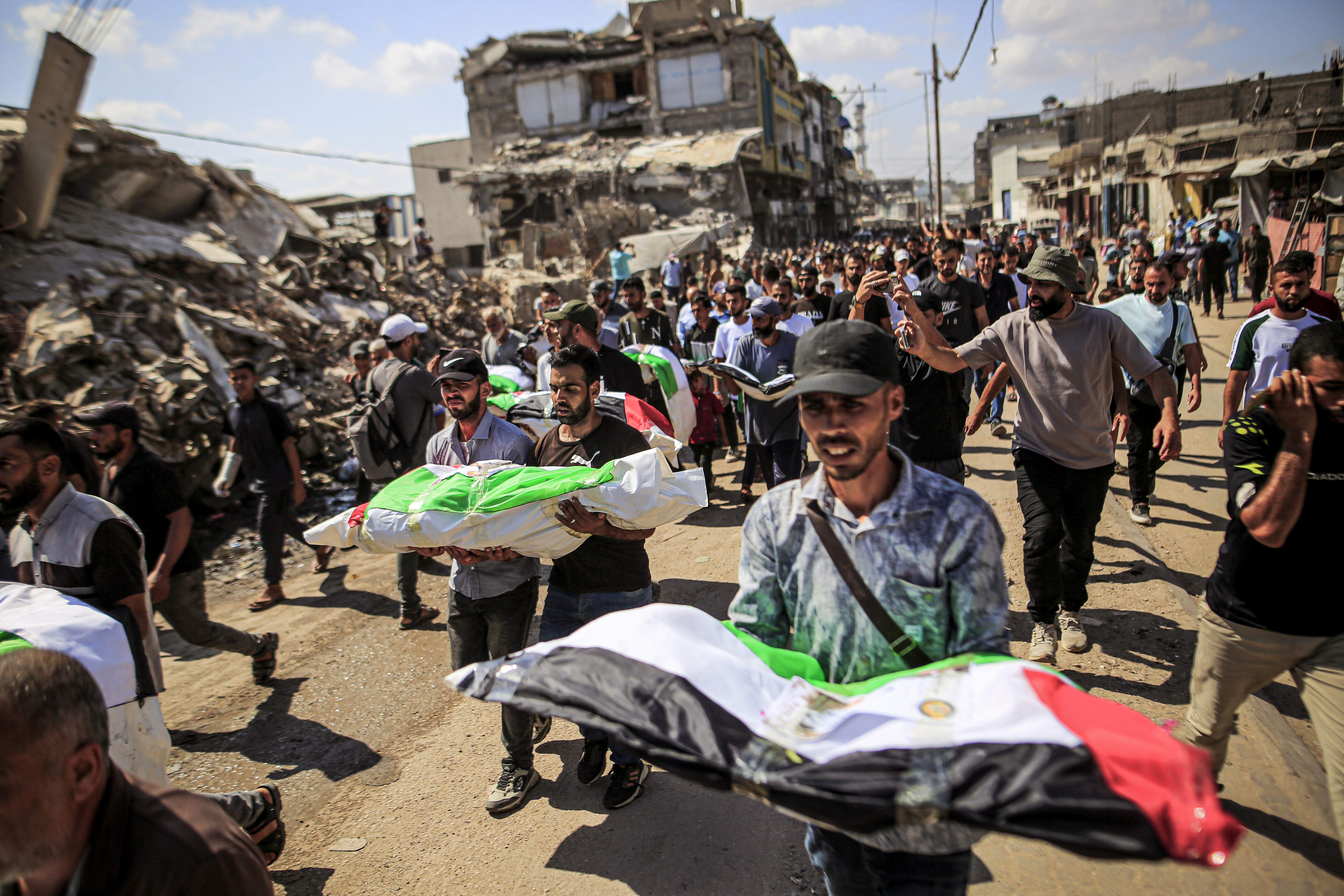 Mass funeral Gaza