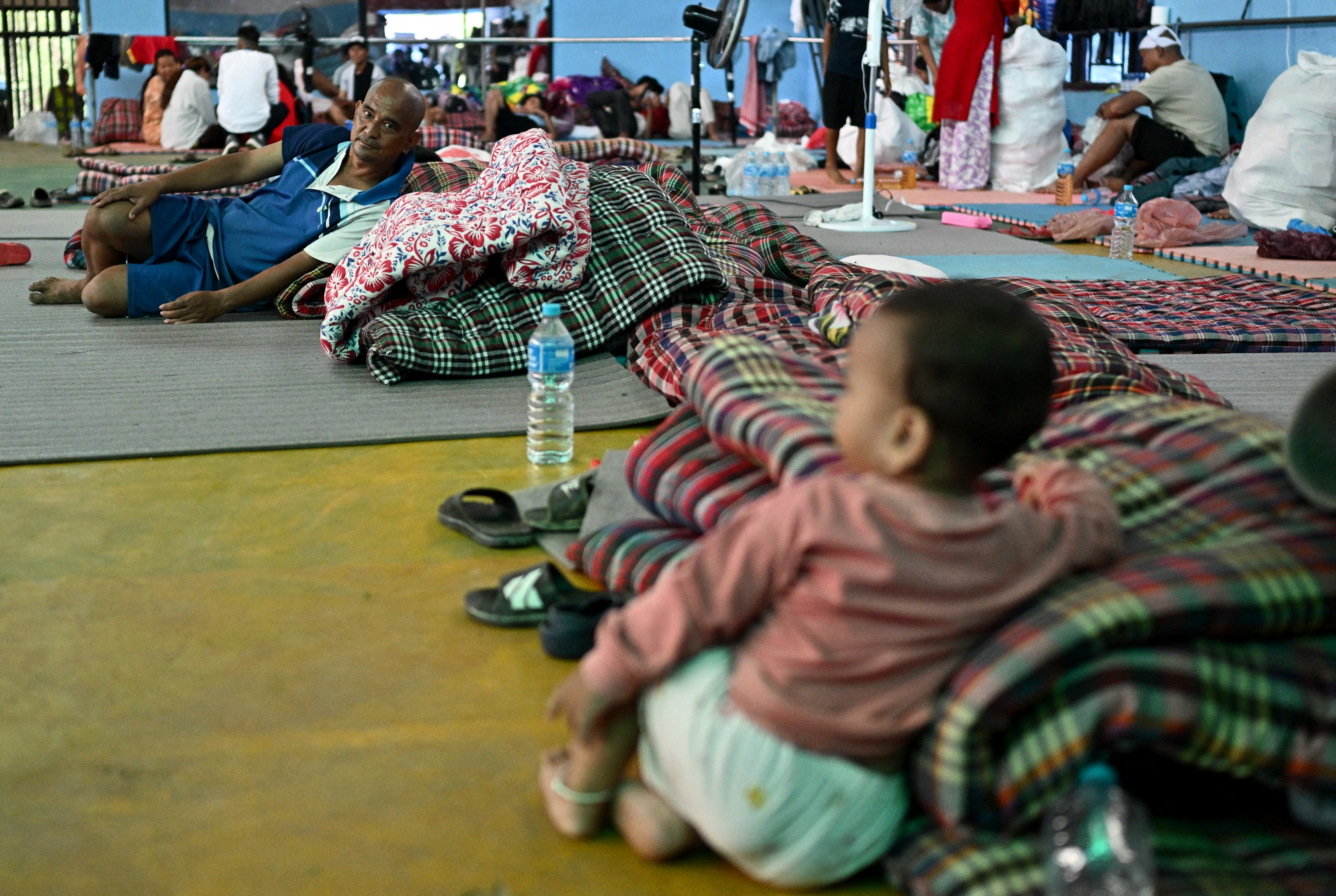 Nepal flood survivors face overwhelming devastation