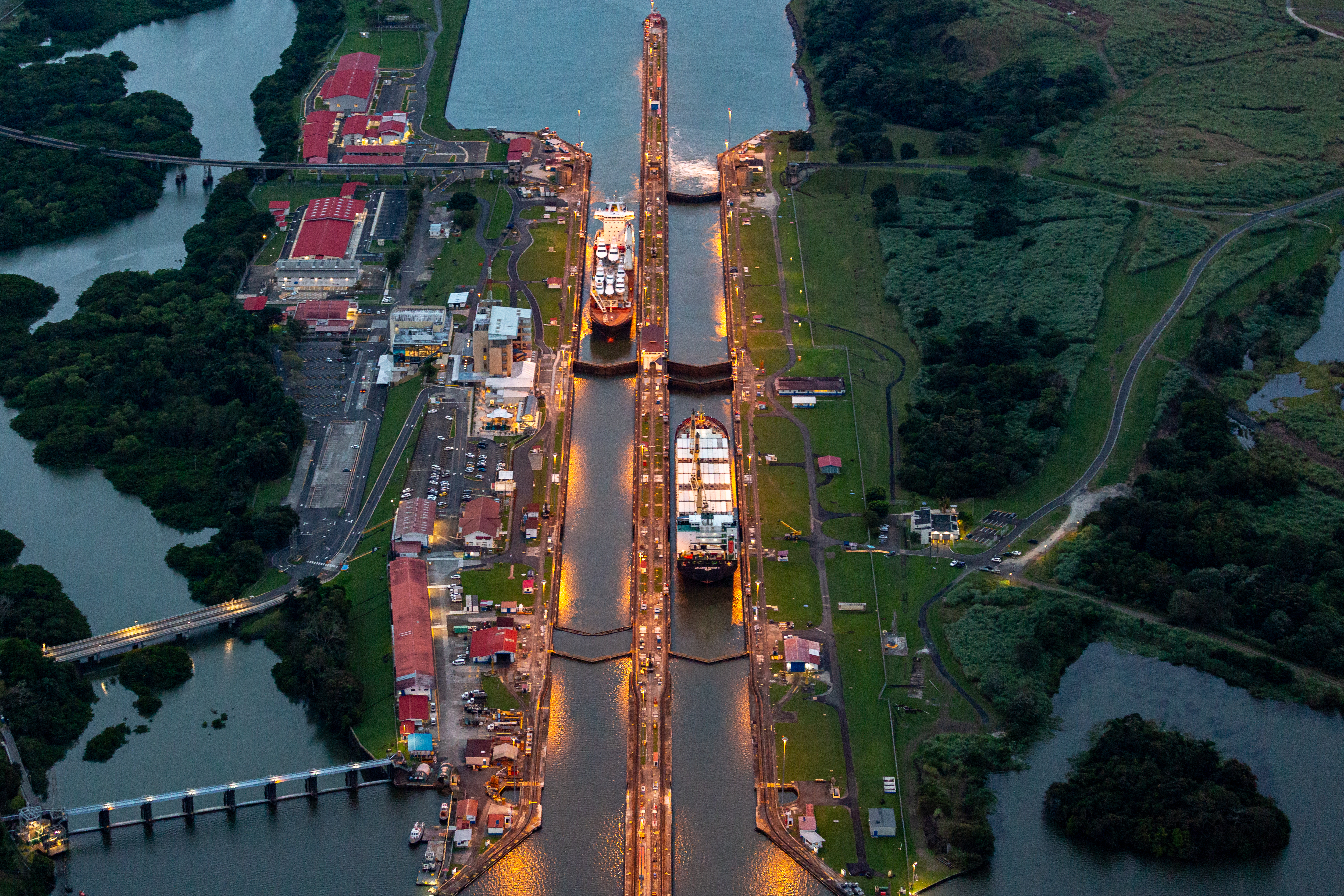 Aerial view of the Panama Canal. This vital waterway, connecting the Atlantic and Pacific Oceans, is pivotal to global trade and maritime logistics.