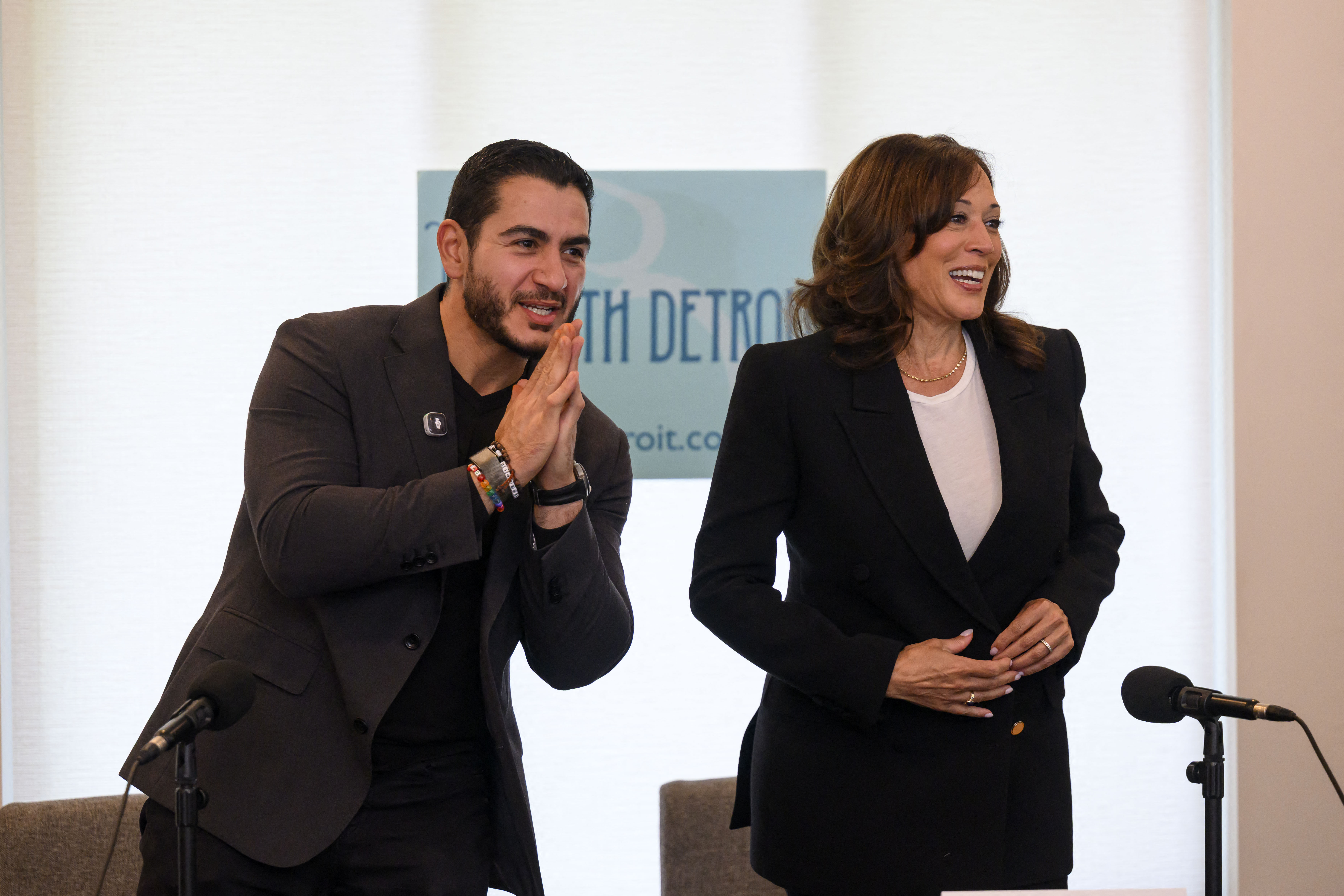 DETROIT, MICHIGAN - SEPTEMBER 22: Michigan Democratic Senate candidate Abdul El-Sayed (L) and former U.S. Vice President Kamala Harris participate in a roundtable discussion about reproductive health at Birth Detroit on September 22, 2026 in Detroit, Michigan. David Guralnick - Pool/Getty Images/AFP (Photo by POOL / GETTY IMAGES NORTH AMERICA / Getty Images via AFP)