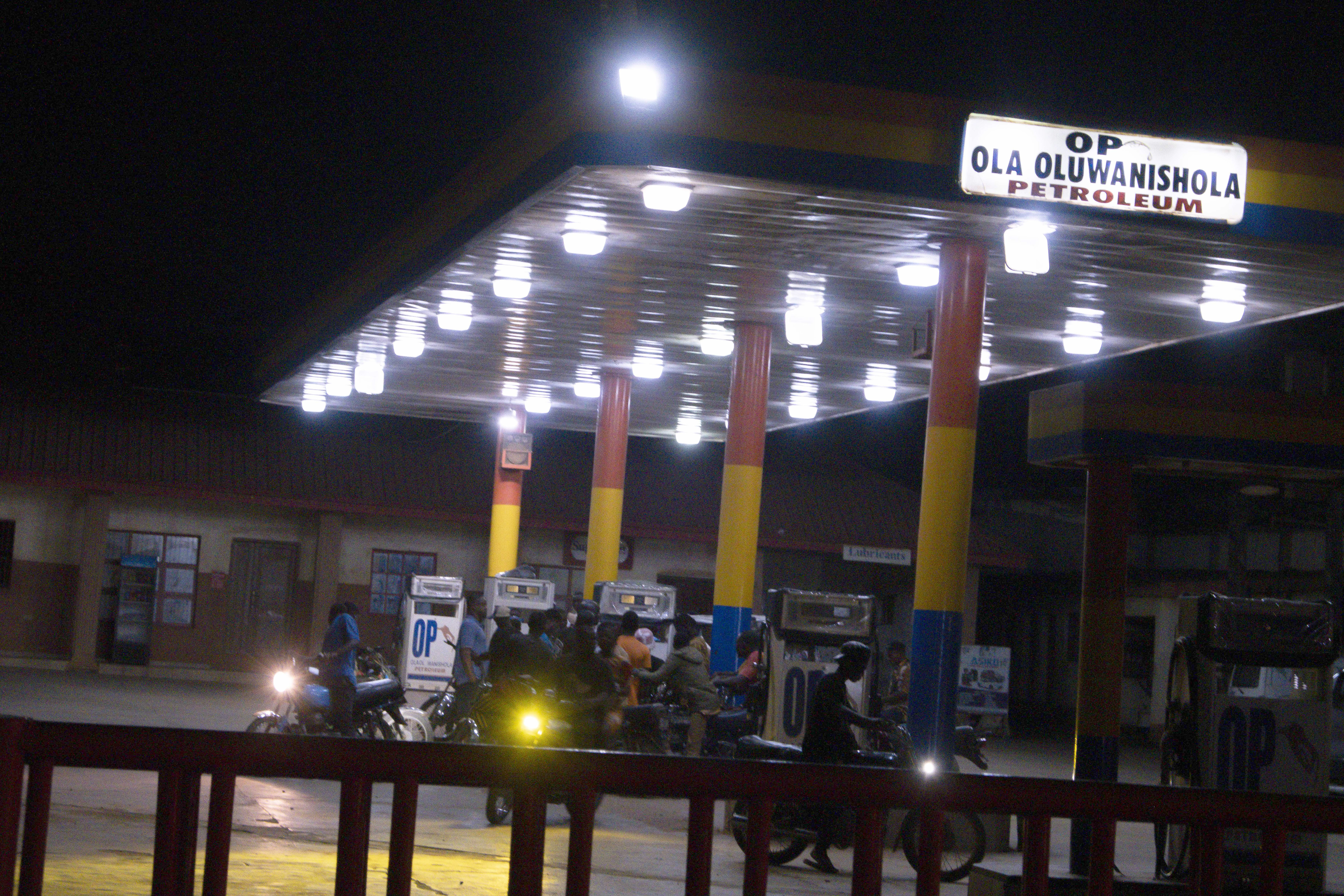 Customers queue for fuel in Lagos, Nigeria
