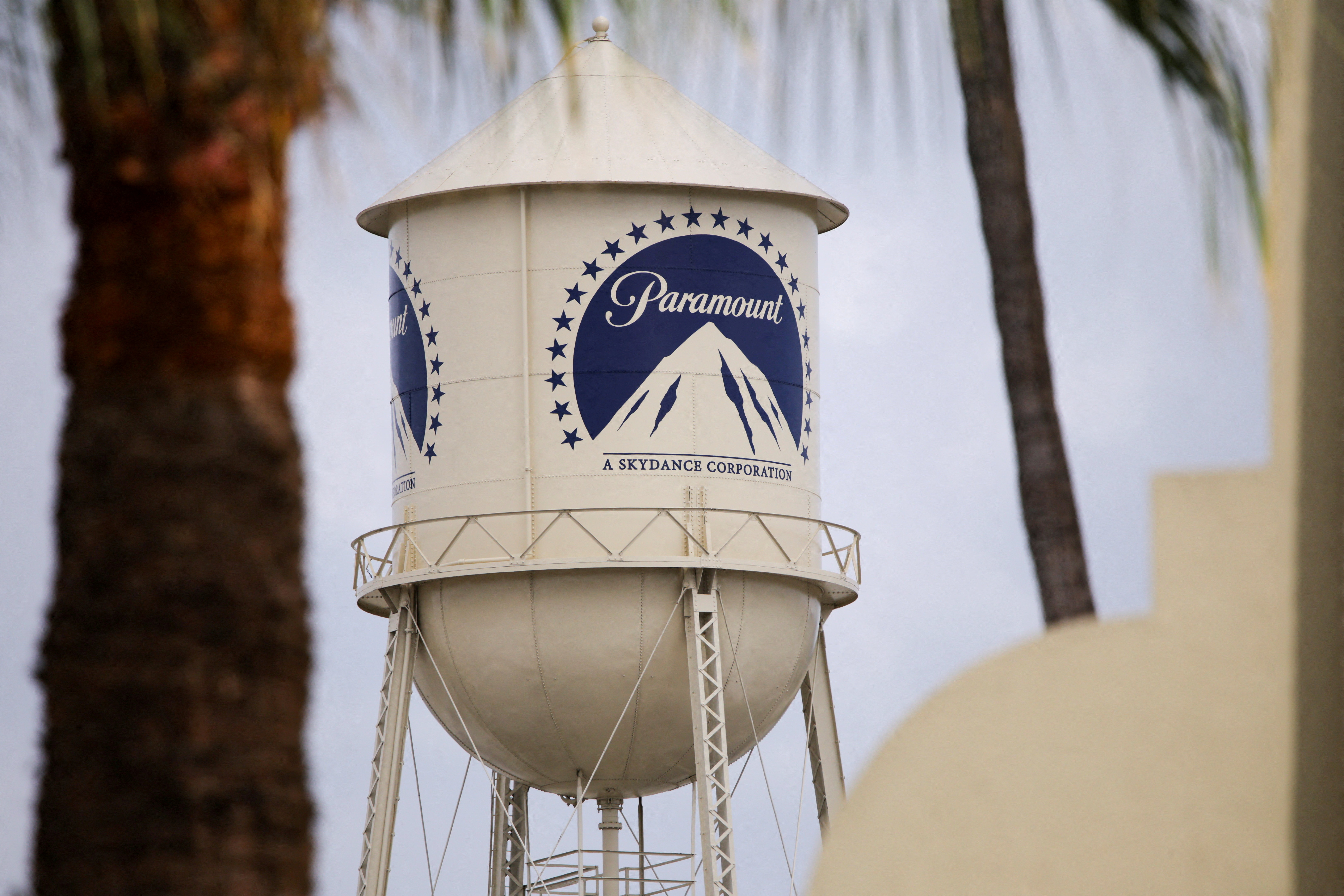 FILE PHOTO: The Paramount water tower on the Paramount Studio lot in Hollywood, Los Angeles, California, US, September 17, 2026. REUTERS/Daniel Cole/File Photo